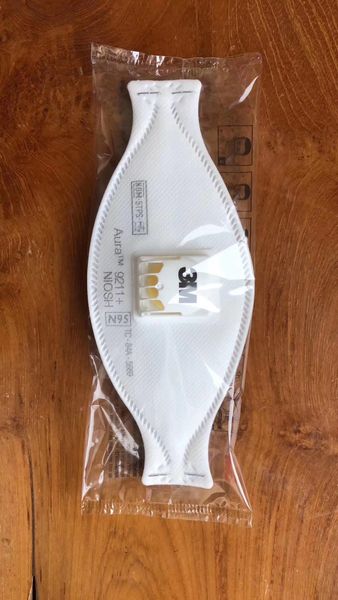 

the 9211 has a built-in anti-bacterial and anti-odor coating, compatible with most face masks, folding design, independent packaging, and e