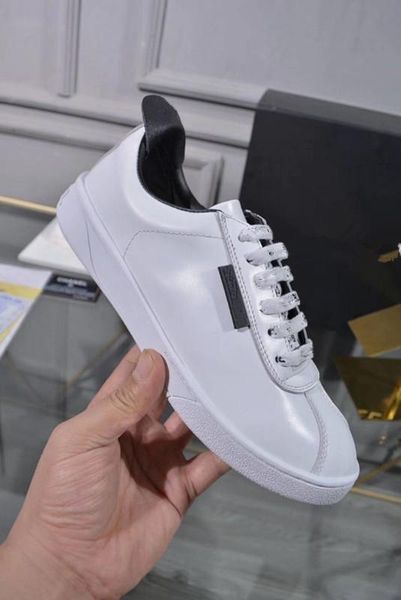 

personality fashion luxury brands designer sneakers lace-up running shoes with genuine leather bee embroidered w889603, Black