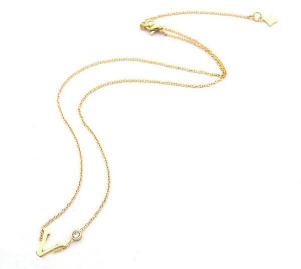 

europe and the united states bursting chain v letter single diamond necklace fashion wild titanium steel tide female clavicle chain, Silver