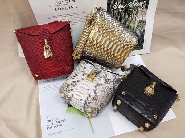

genuine python skin lady's one-shoulder bags with oblique bags synchronize old and new stores