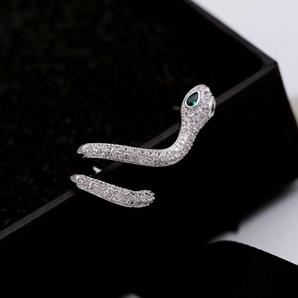 

exquisite 1pc ear cuff snake stud gold/silver color micro paved cubic zircon stud earrings fashion women jewelry, Golden