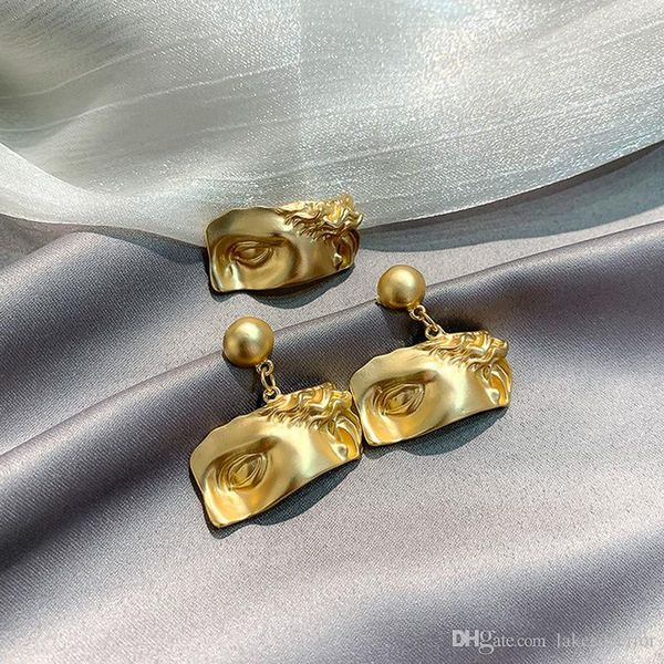 

metal half face mask stud earring women vintage face shape earring gift for love girlfriend fashion jewelry accessories, Golden;silver