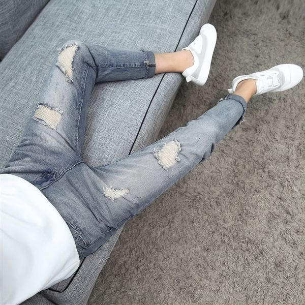 

men's slim beggars with small feet, men's fashion, teenagers men jeans, Blue