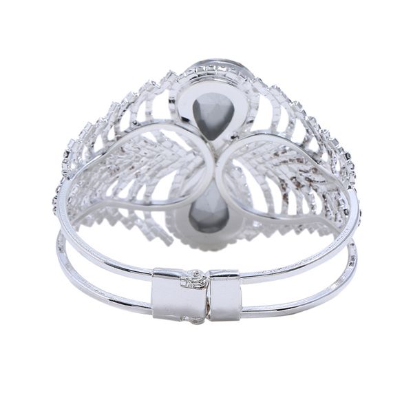 

wholesale- european and american bride jewelry fashion stage water drop diamond accessories claw chain opening silver-plated bracelet, Black