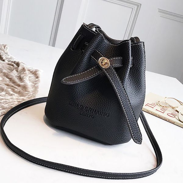 

ladies' shoulder bag, trendy fashion, leisure college, soft pu material, multi-function, large-capacity design