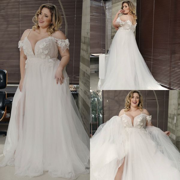 

2019 elegant plus size wedding dresses off the shoulder lace applique boho wedding dress sweep train customized side split vestidos de novia, White