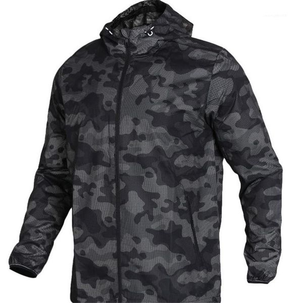 

new sports camouflage woven hoodie mens fashion jacket spring and autumn coat mens windbreake hoodie warm casual, Black;brown