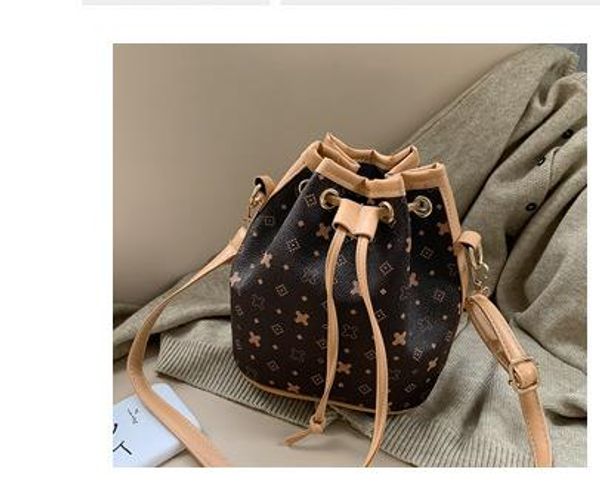 

small bag female 2020 newset printed temperament bucket bags wild texture fashion shoulder messenger bag