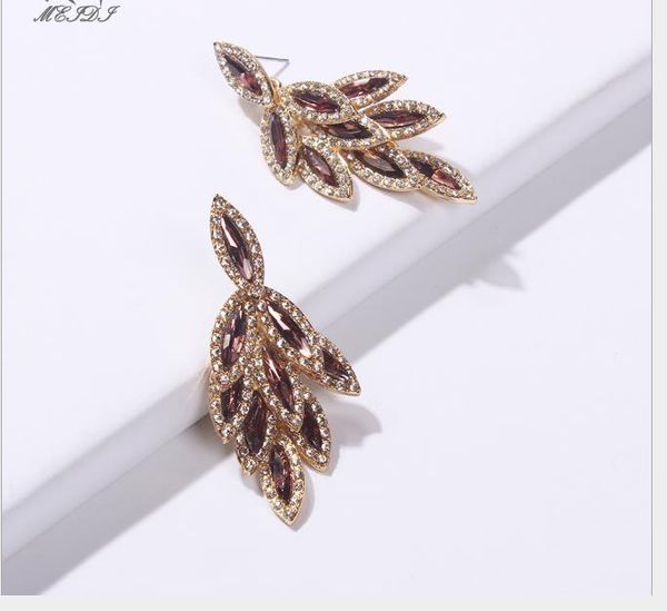 

new fashionable earrings, luxurious temperament, louvered leaf earrings, Golden;silver