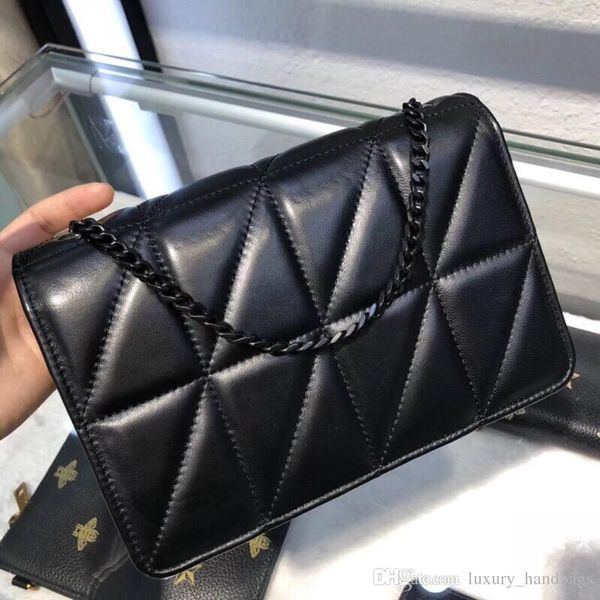 

6808 designer handbags sheepskin leather black chain lock pendant genuine leather designer handbag shoulder bags come with box 6808
