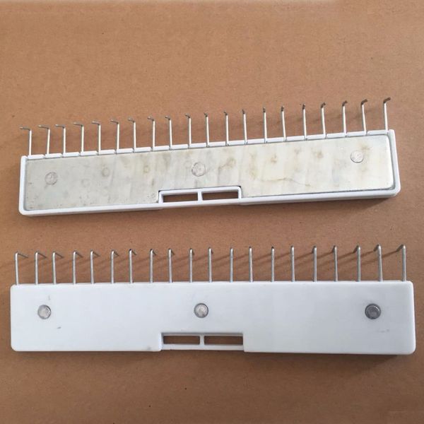 

1pc pin type long weight lace claw hanger pothook knitting machine wide hanger hook for brother silver reed parts tool accessory, Black