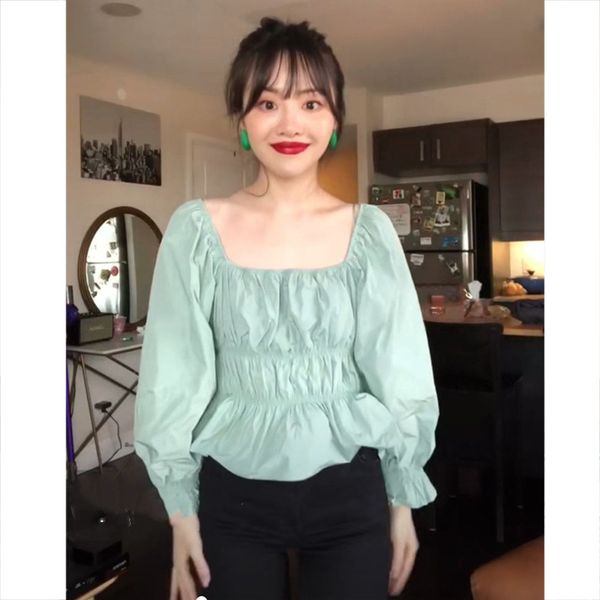 

factory direct 2020 spring new korean-style off-shoulder cyan bubble shirt womens all-match short shirt fashion, Red