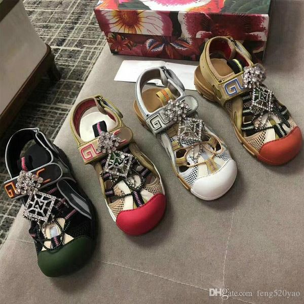 

2019 new male andal leather alphabetic diamond women andal fa hion luxury de igner flat ca ual andal magic ticker hoe ize 35 45
