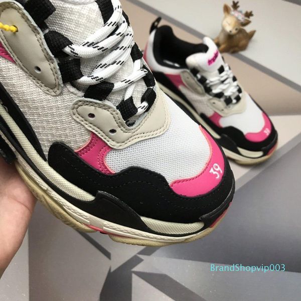 

paris 17fw triple-s walking shoes luxury dad shoes chaussures femme triple s 17fw sneakers for men women vintage grandpa trainer outdoor v2, Black