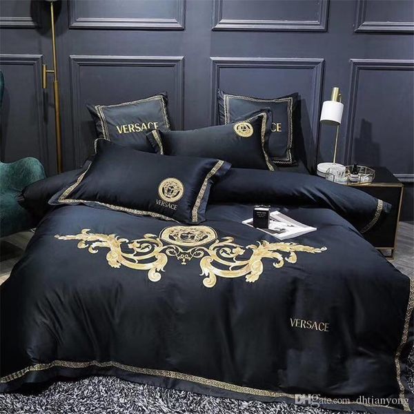 

medusa embroidery 4pcs bedding sets brand design new style gold thread bed cover europe and america bedding suit