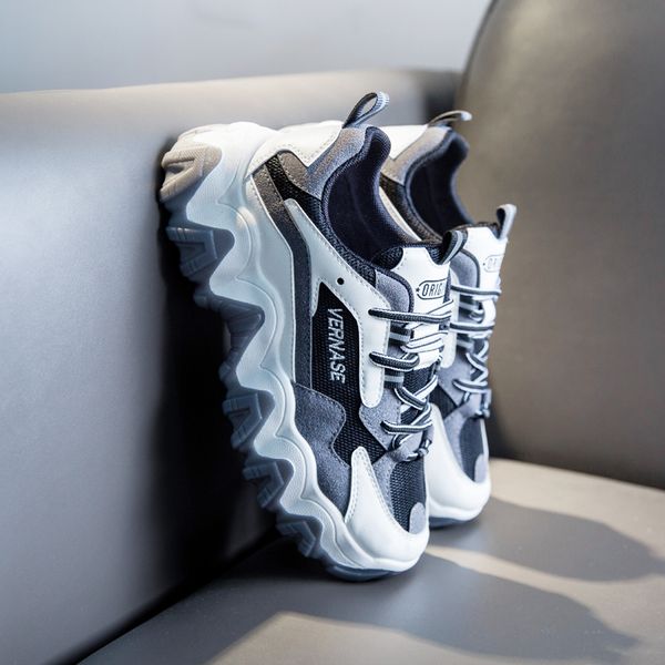 

2020 designer women casual shoes sport luxury triple s trainers shoes chunky 500 jagger outdoor, Black