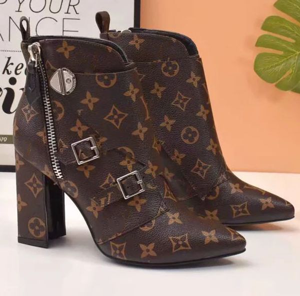

fashion designer women boots star trail lace-up ankle boots with heavy-duty soles leisure lady boots l2203, Black