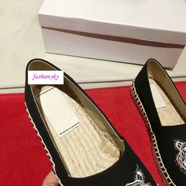 

new couple shoes with tiger head single shoes and fisherman's shoes, Black