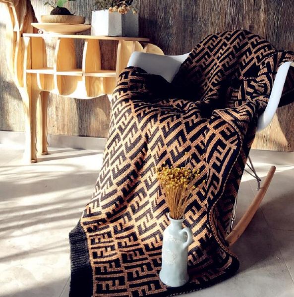 

F Letter Blankets Letter Printed Knitted Blanket 127*152CM Fashion Bedding Blanket Knit thick thread Swaddling Home Sofa Carpet GGA2032