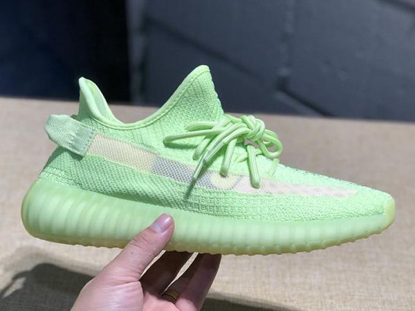 

new v2 true form hyperspace clay static all white gid black noir angel running shoes kanye west men shoes women designer sneakers size36-46