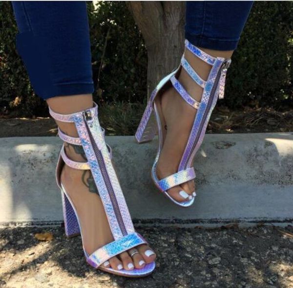 

2020 горячей продажа нового стиля europeramerican коренастых пяток рим женщины обуви сандалия с открытым носком высокого каблука женской обу, Black