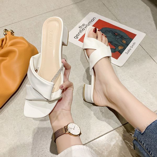 

med shoes slippers women summer square heel slides pantofle jelly flip flops fashion block soft 2020 glitter luxury rome hoof, Black