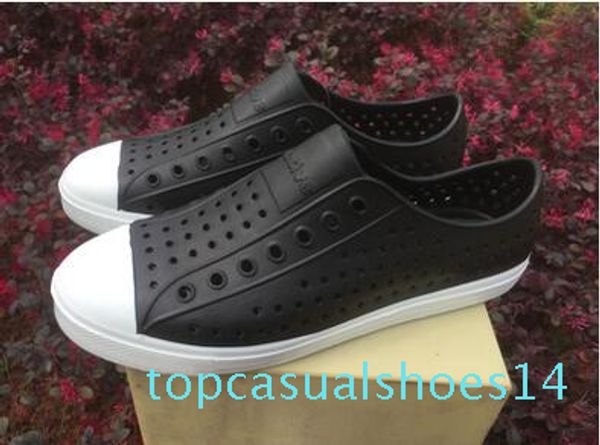 

2017 summer lover hole hollow sandals mules footwear couple shoe women anti-skid beach flats casual shoes sandalias t14, Black