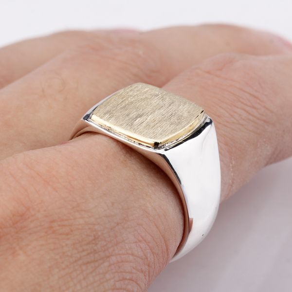 

new arrival 925 sterling silver men ring simple elegant gold color square brushed ring surface vintage men wedding jewelry c18122501, Slivery;golden