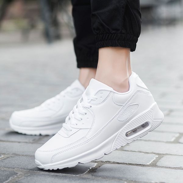 

2020 men's shoes wild breathable non-slip wear-resistant couple models mesh sports travel leisure shoes white women, Black