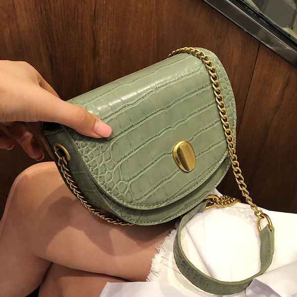 

new small bag female 2019 summer new wave korean version of the wild messenger bag chain shoulder fashion saddle
