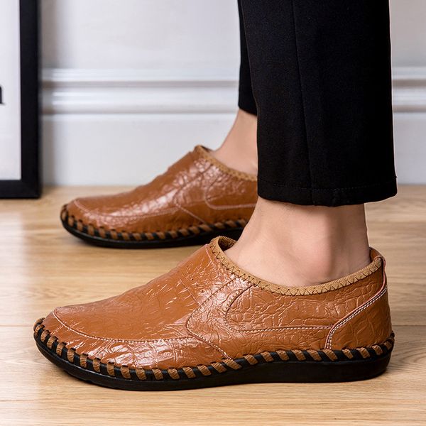 

new men's casual shoes fashion large size british style hand-stitched casual shoes comfortable lazy tenis masculino adulto, Black