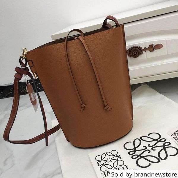 

new brand designer woman bags romantic retro art style crossbody bag elegant understated shoulder bag 3034