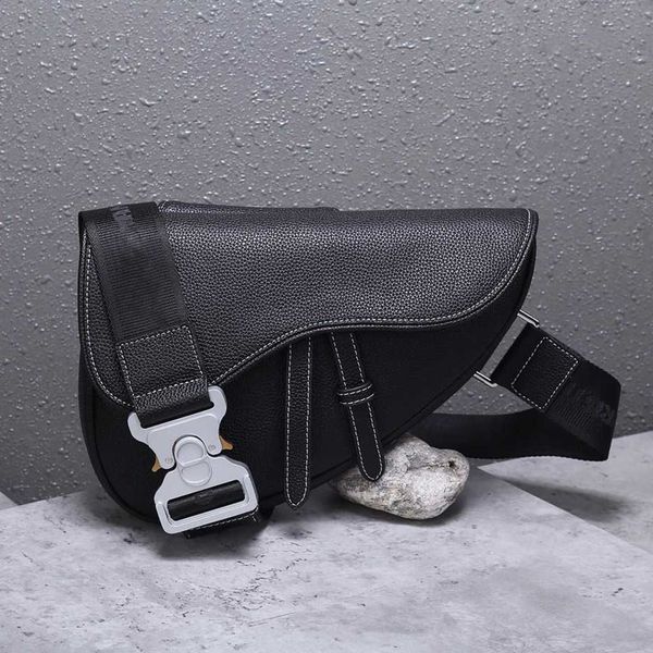 

saddle bag cross body bags style handbags 19ss oblique leather women shoulder bags metal mens bag purses