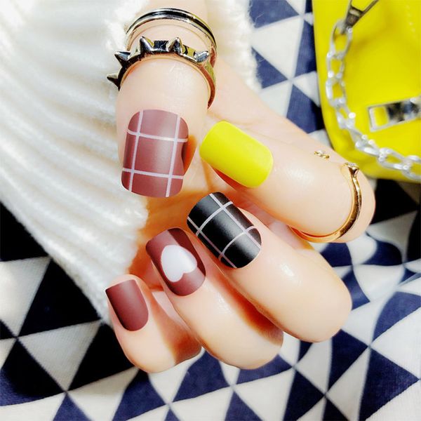 

girls punk style matte tartan design fake nail women fashion love heart false nails short full cover diy nail art tips with glue, Red;gold