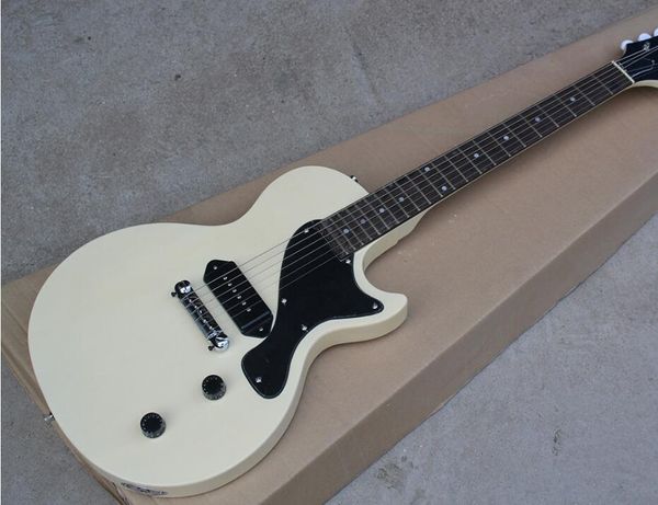 

бесплатная доставка завод заказ молочно-белый электрическая гитара с rosewood грифом, black накладкой, chrome оборудованиями, предлагает инд