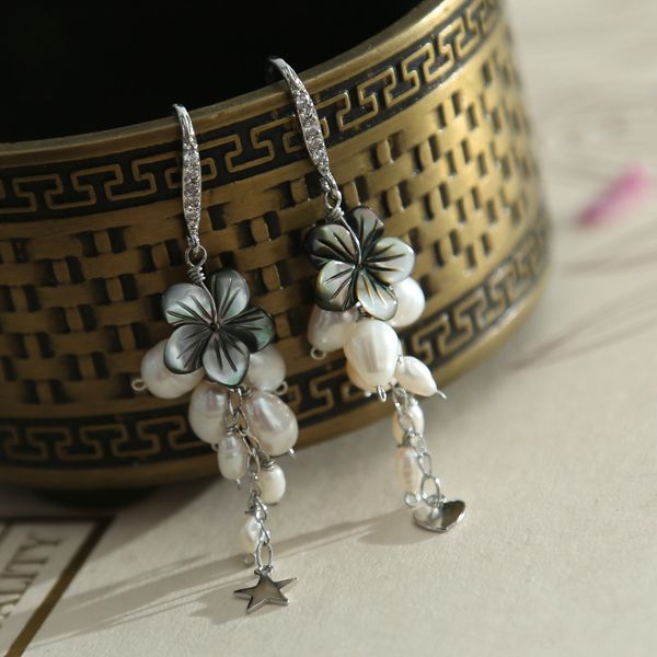 

manual original natural pearl grey fritillaria tassel shape fashion earrings ears hang grape bunches, Golden;silver