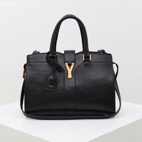 

leisure europe and america multi-compartment large capacity portable big bag women 2020 new first layer cowhide bag shoulder messenger bag