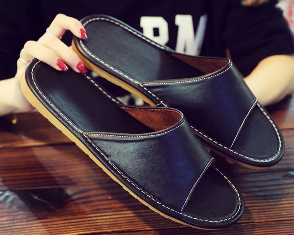 

leather slippers men and women couple home non-slip waterproof breathable scalp slippers summer home casual shoes y200706, Black