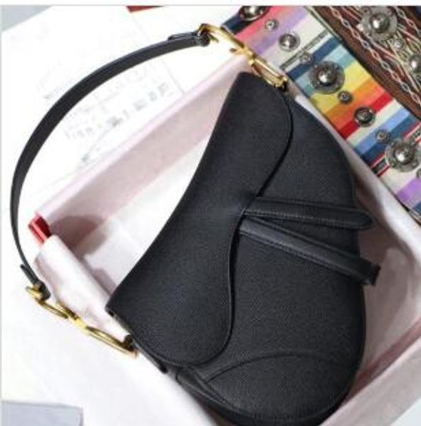 

Famou de igner women handbag new letter houlder bag genuine leather me enger bag ladie addle bag d805103
