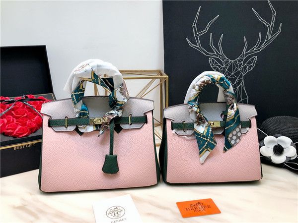 

Bolsa de Ombro bags_shoes_dong