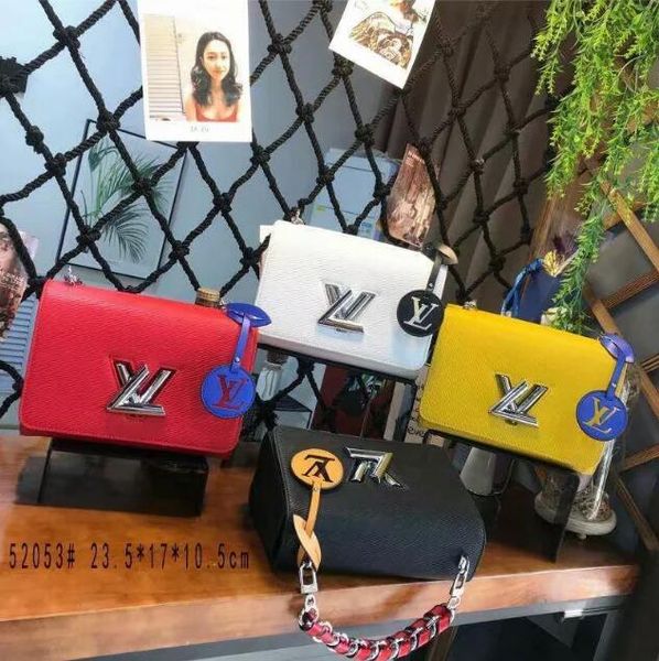 

new twist mm medium black chain diagonal shoulder bag m54804