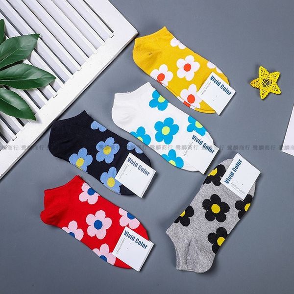 

cartoon woman sock ladies thin socks floral for women solid casual short sox couples cotton korean spring summer cute fun sokken, Black;white