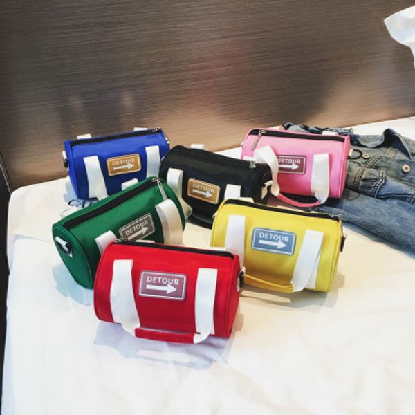 

kids handbags 2019 mom and daughter matching bags selling one shoulder mini canvas bags children's holiday gift, White
