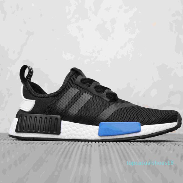 

2019 wholesale discount pink red gray nmd r1 primeknit pk low mens shoes and women casual shoes classic fashion designer shoes1 t18, Black