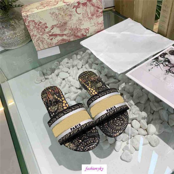 

latest dazzle flowers slippers summer woman beach alphabet slippers designer rough sandals knitted cloth embroidery woman shoes, Black