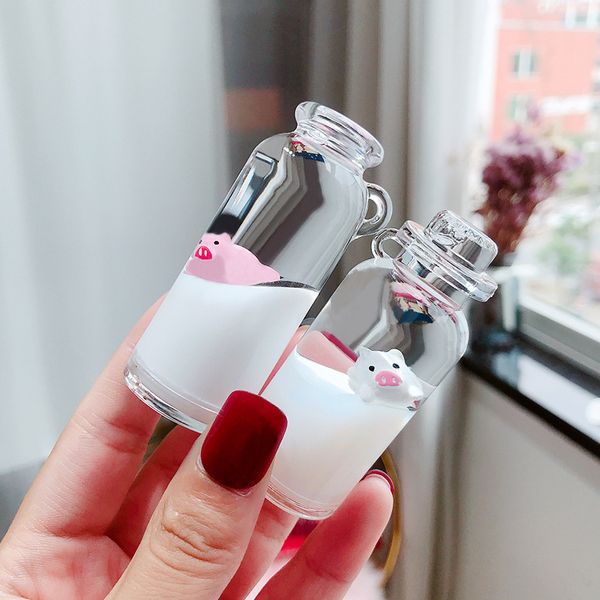 

2020 creative cute piggy floating milk bottle keychain moving liquid quicksand drift bottle keyring for women bag pendant d564, Silver