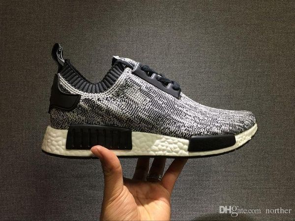 

2019 wholesale new r1 runner primeknit men s running shoes fashion running sneakers for men and women black