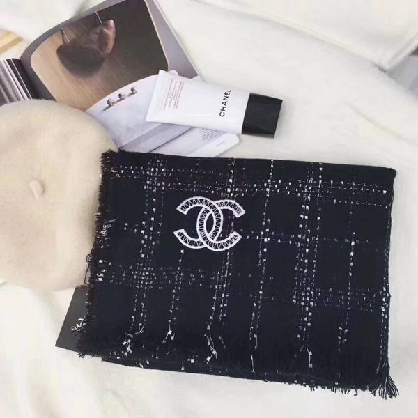 

2019 beautiful popular beautiful men women autumn and winter wool knitted scarf monogram flower scarf shawl, Blue;gray