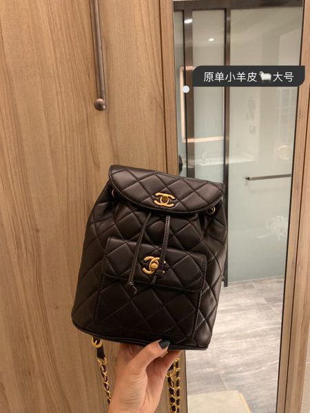 

2020 новые высококачественные модные женщины туристические рюкзаки мягкая кожа плечевой ремень толстый цепь 121561, Black