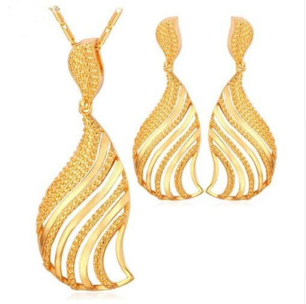 

dubai gold color jewelry set fashion african jewelry hollow fan-shaped dangle earrings and necklace set for women gift s664